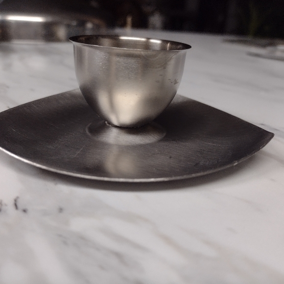 COPY - Vintage Stainless Steel Egg Cup With Attached Tray Lot Of Three - Picture 4 of 4